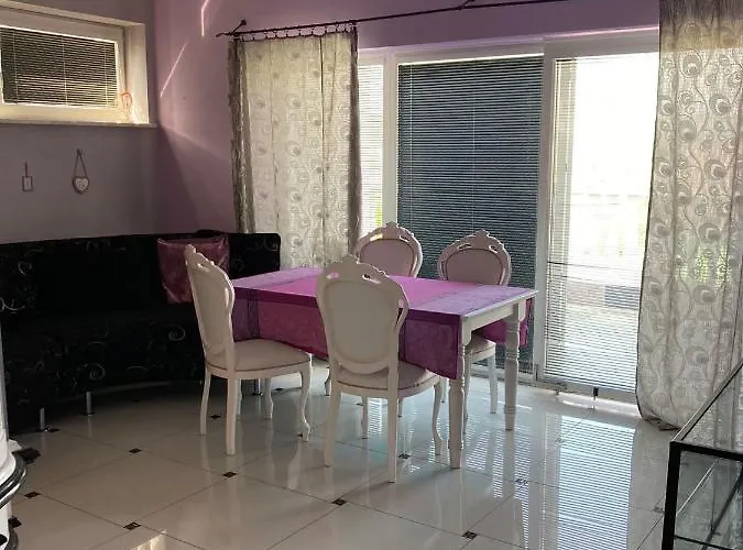 Sabinovska דירה *